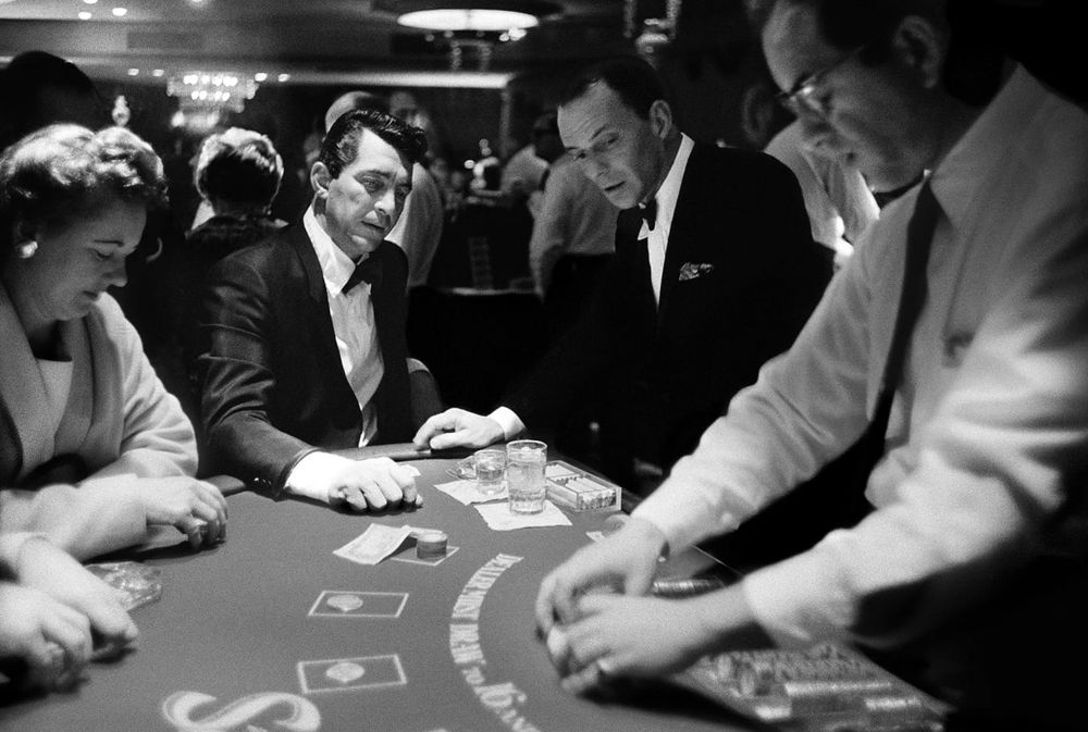 HHpoker app 官方界面